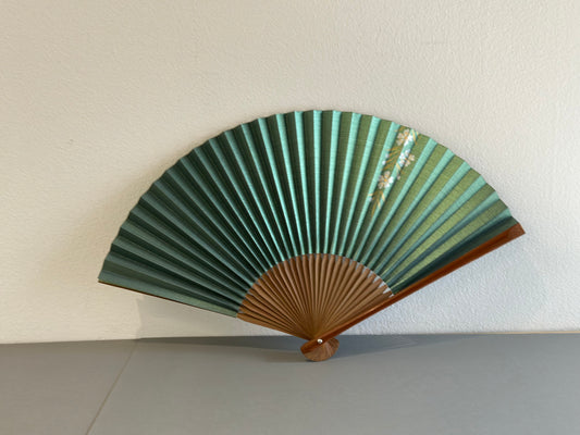 京扇子 枝垂桜 (婦人30間丁地銀)