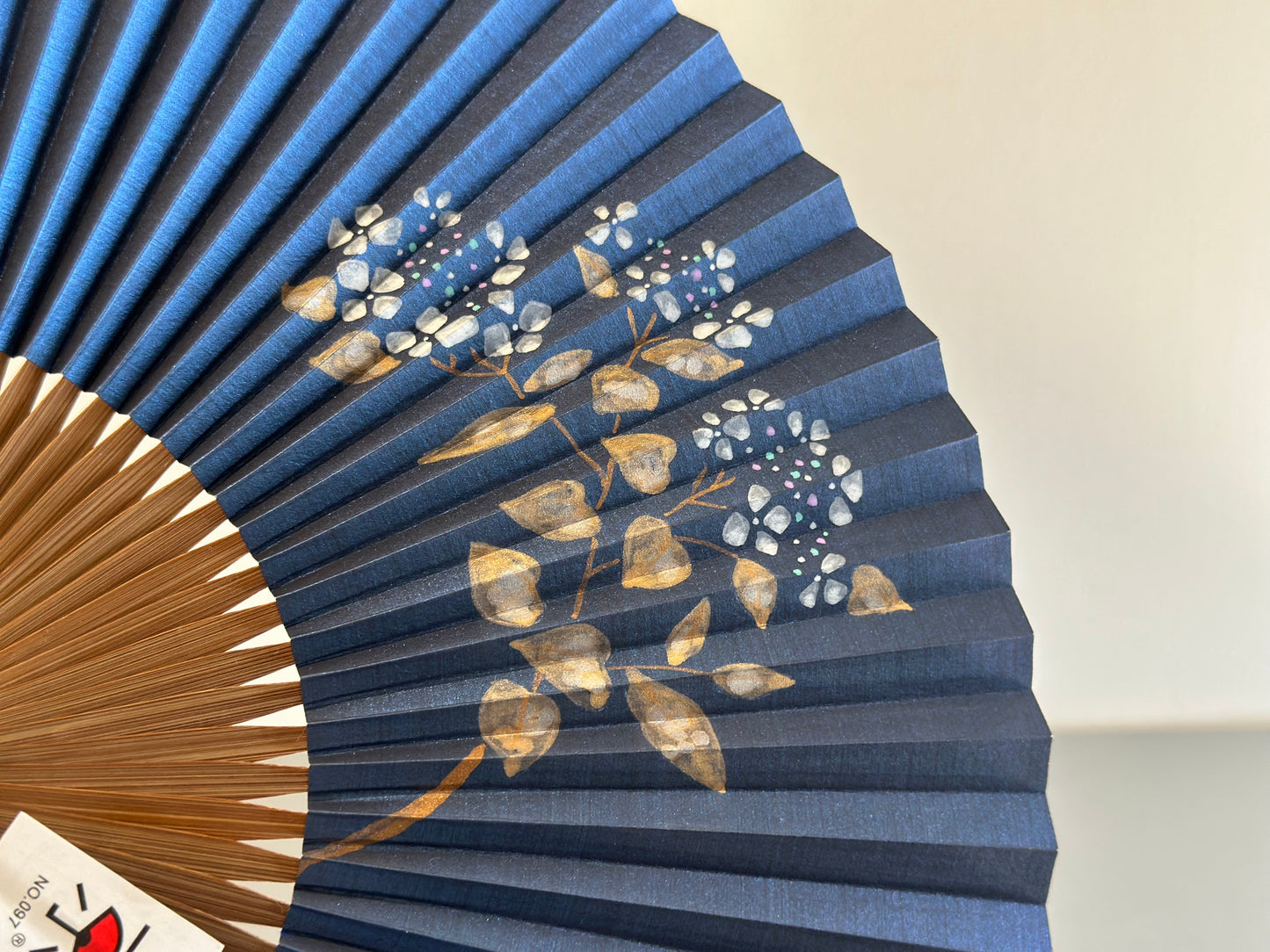 京扇子 紫陽花 (婦人30間丁地銀)
