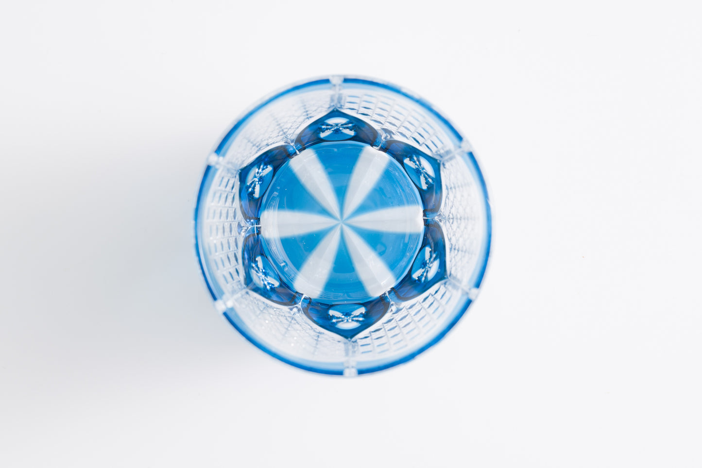 Edo Kiriko Sake Cup Ichimatsu Crest Special (Indigo/Crystal)