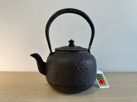 鉄瓶 なつめ形桜 1.2L 及川光正