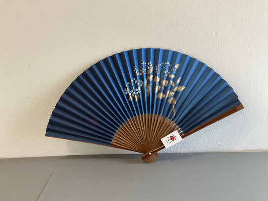 京扇子　紫陽花　（婦人30間丁地銀）
