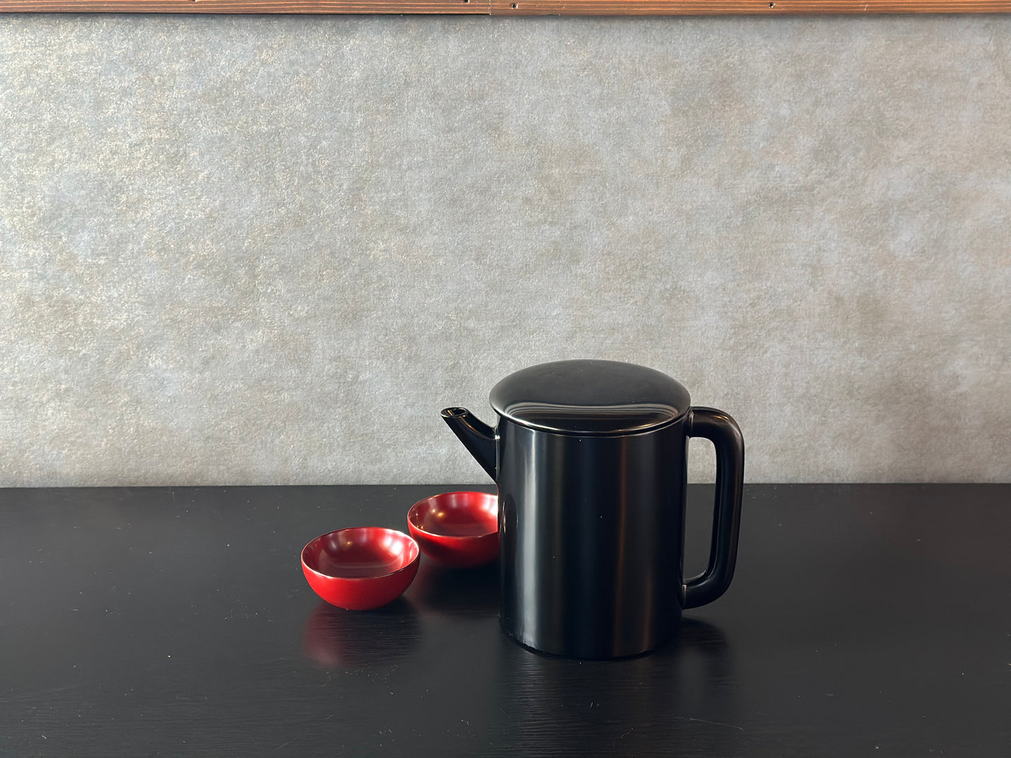 漆器　水差し（中）