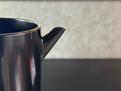 漆器　水差し（中）