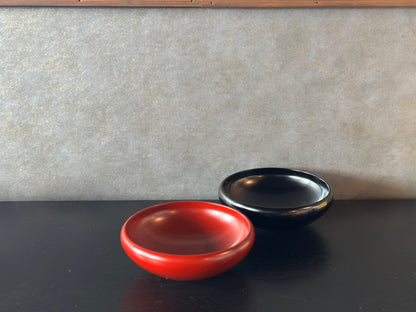 漆器　中皿（黒）(古代鉄鉢)  （商品１２番の色違い）　