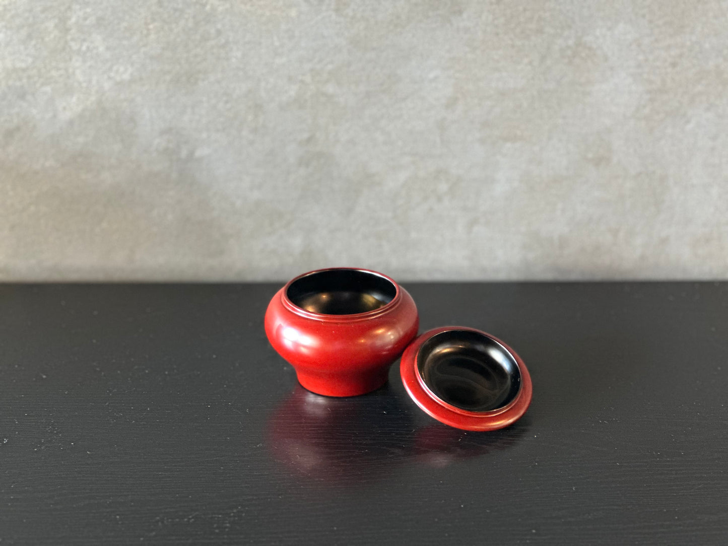 漆器　大皿（丸盆）