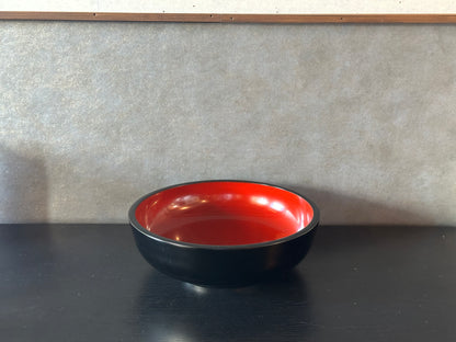漆器　大皿（黒と赤）