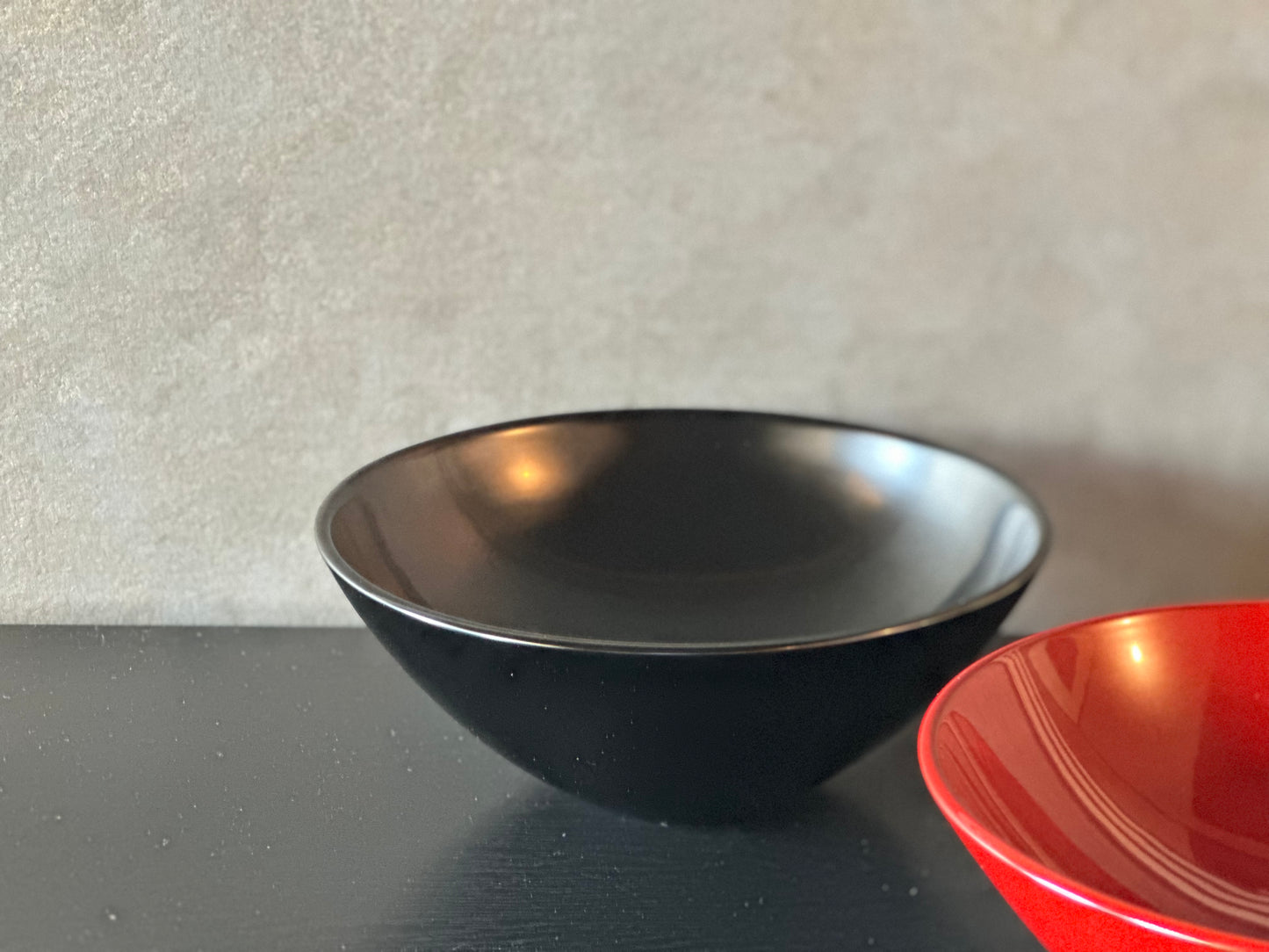 漆器　皿（朱）