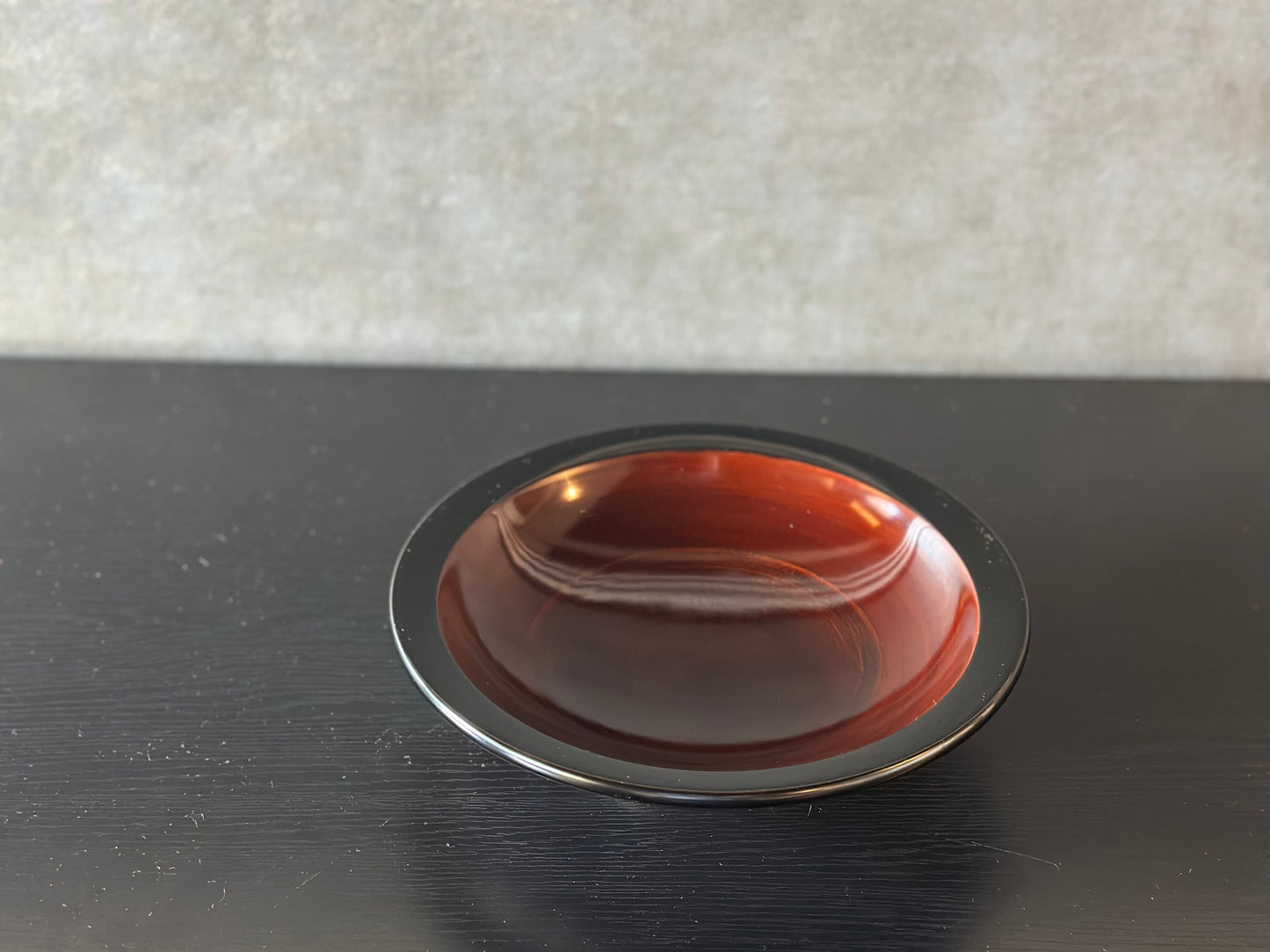 漆器　銀模様浅鉢