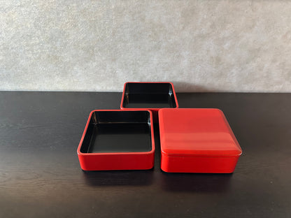 漆器　お重３段