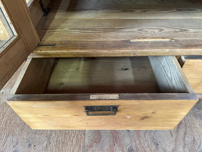 アンティーク家具_6_パントリーキャビネット