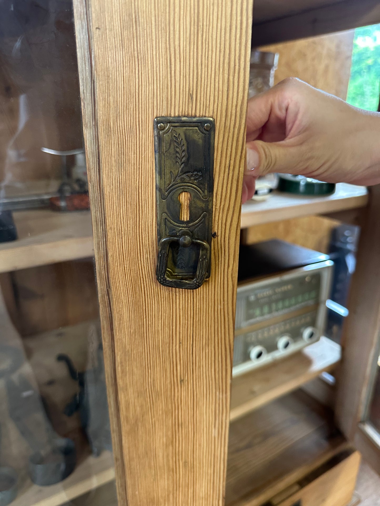 アンティーク家具_6_パントリーキャビネット